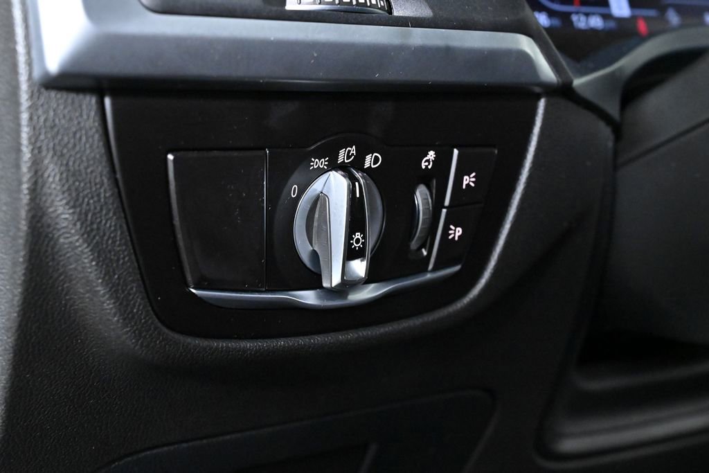 Used 2022 BMW X3 xDrive30i w/ Premium Package 2 image 24