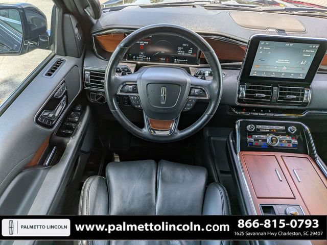 Used 2020 Lincoln Navigator Reserve w/ Equipment Group 208A Reserve AWD/4WD image 16