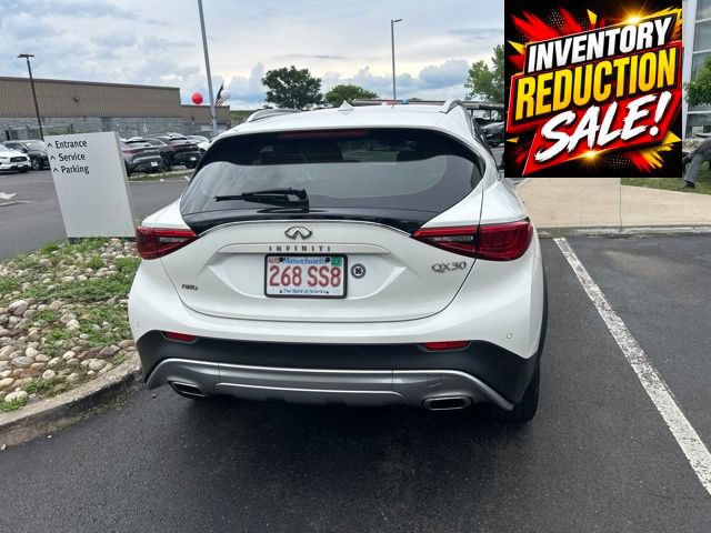Used 2017 INFINITI QX30 Premium w/ Navigation Package AWD/4WD image 5