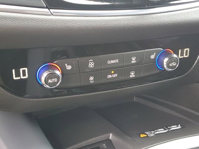 Certified 2023 Buick Enclave Essence FWD image 15