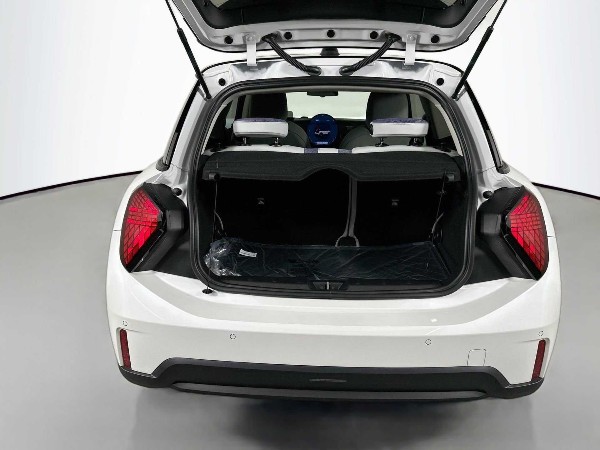 Used 2025 MINI Cooper S FWD image 28
