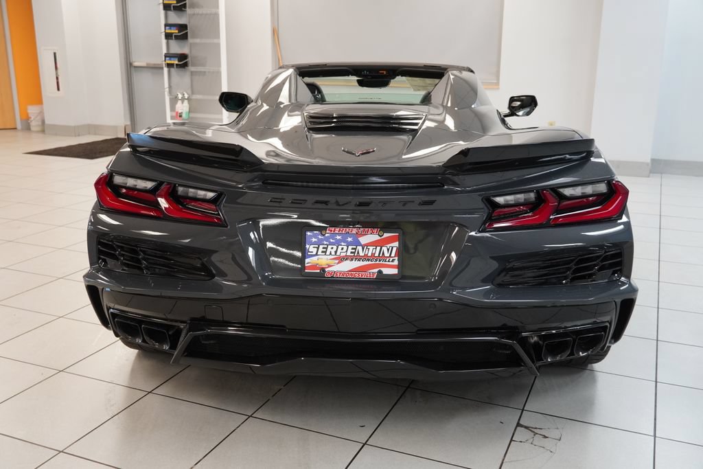 New 2027 Chevrolet Corvette Grand Sport w/ Z52 Sport Performance Package RWD image 7
