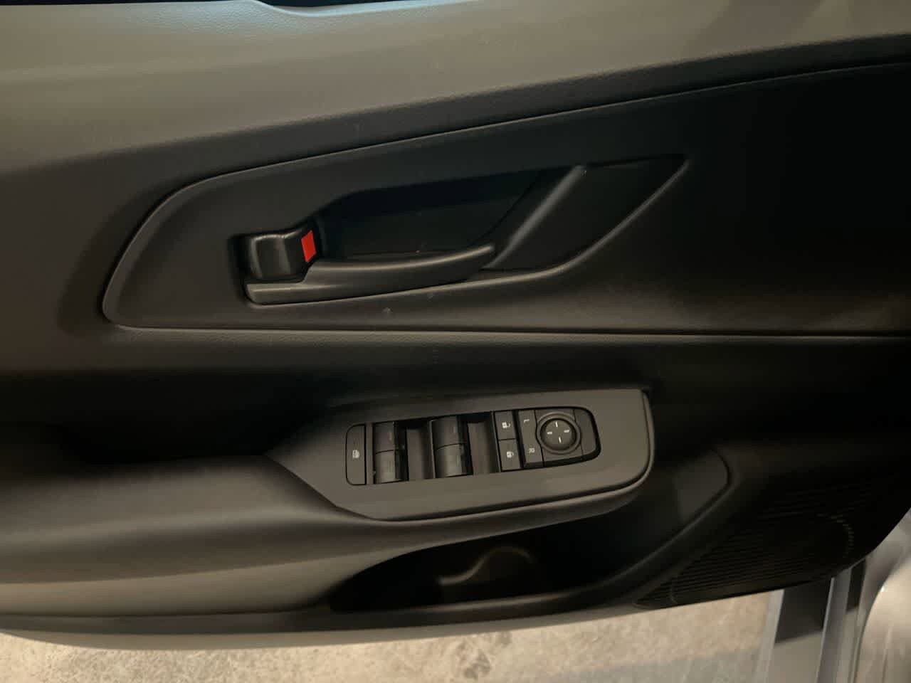 New 2026 Toyota Prius Plug-In Hybrid FWD image 13