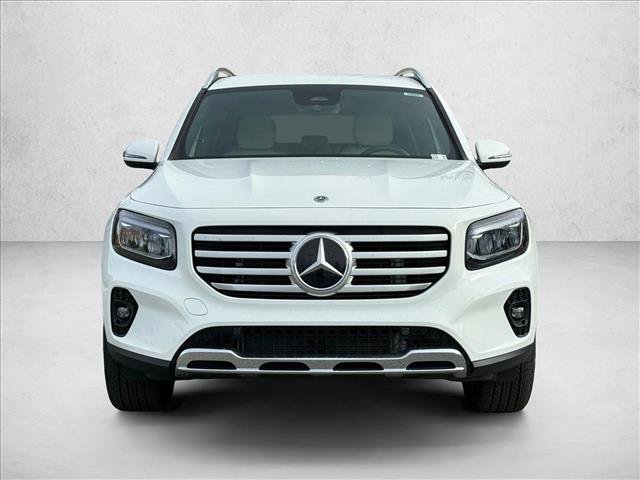 Used 2025 Mercedes-Benz GLB 250 4MATIC image 2
