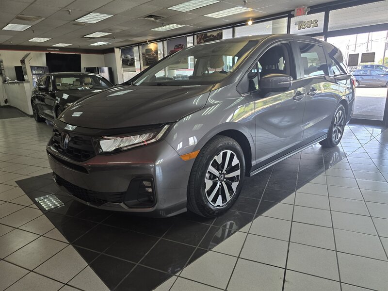 Used 2025 Honda Odyssey EX-L image 1