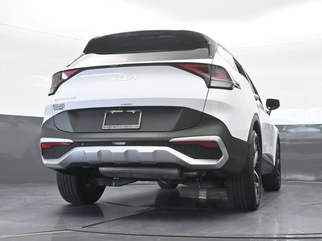 Used 2025 Kia Sportage EX FWD image 60