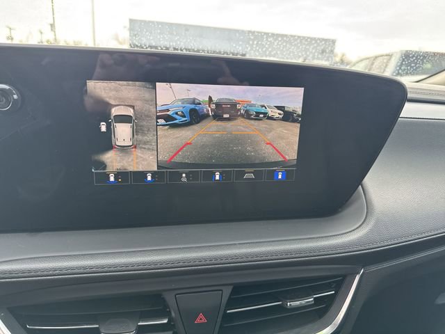 Used 2024 Buick Encore GX Sport Touring w/ Experience Buick Package image 14