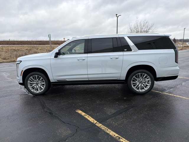 New 2026 Cadillac Escalade ESV Luxury w/ Touring Package image 8