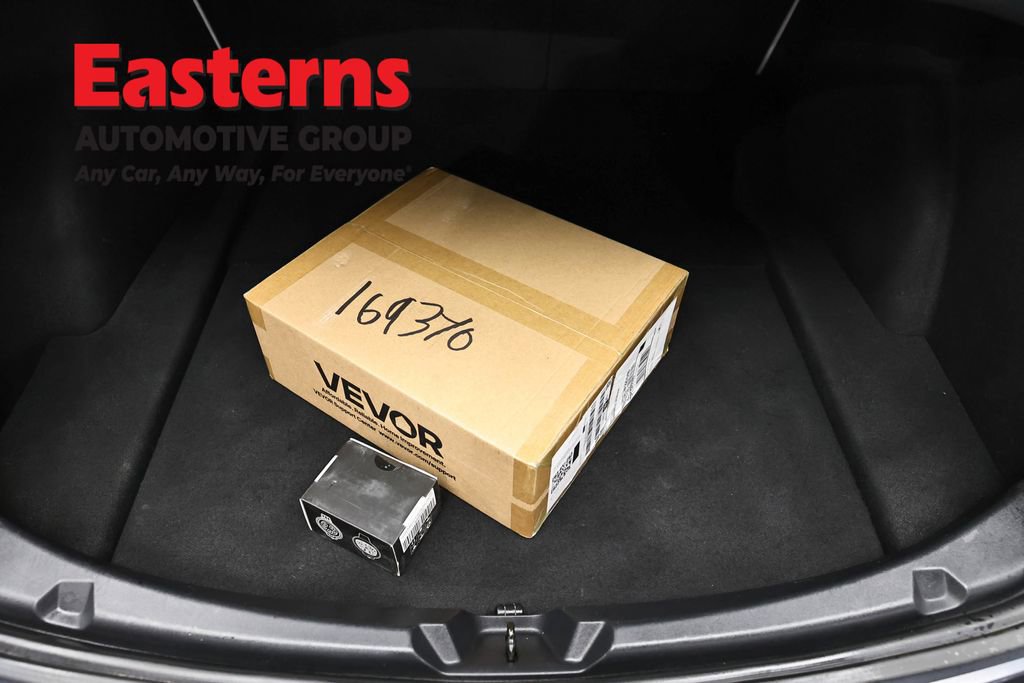 Used 2018 Tesla Model 3 Long Range image 9