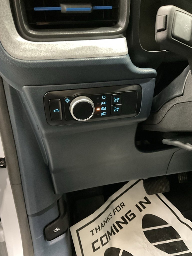 Used 2025 Ford Maverick XLT w/ Equipment Group 302A image 8