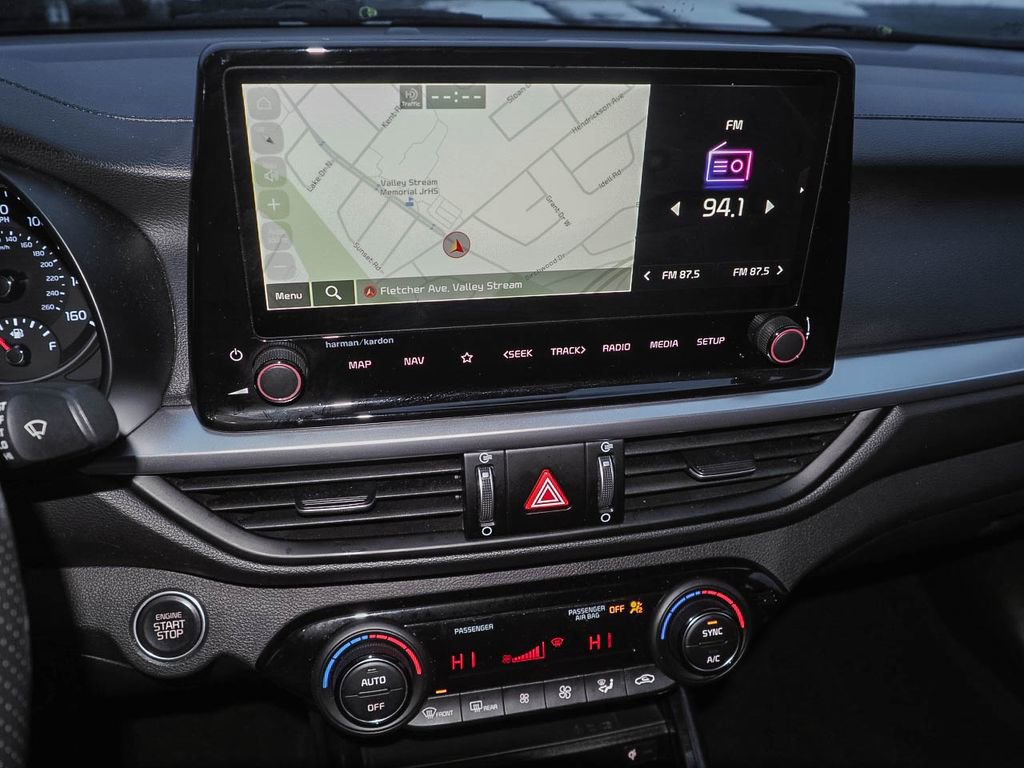 Used 2023 Kia Forte GT-Line w/ GT-Line Premium Package image 13