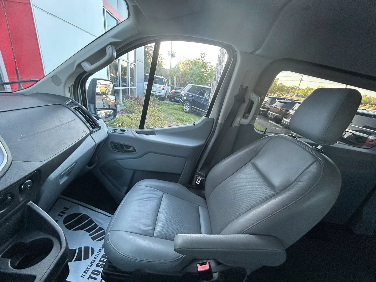 Used 2015 Ford Transit 150 XLT RWD image 20