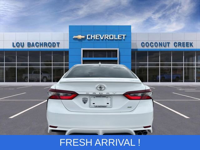 Used 2023 Toyota Camry SE image 7