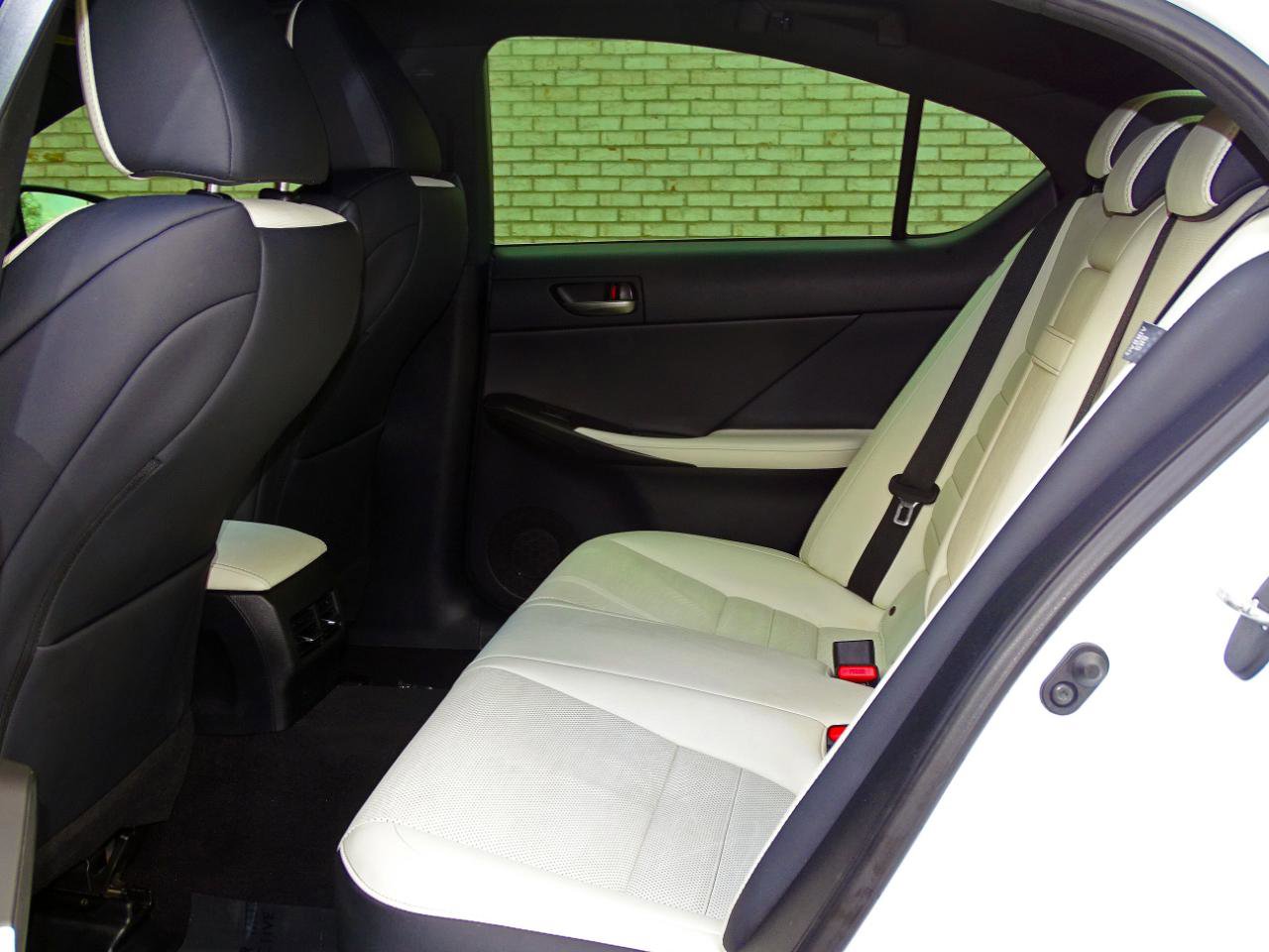 Used 2021 Lexus IS 350 F Sport w/ Navigation Package image 15