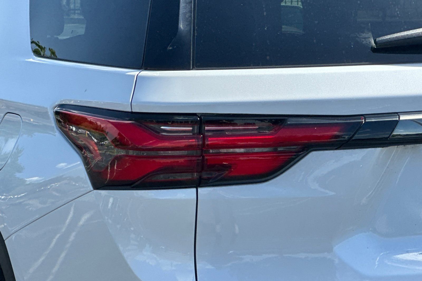 Used 2023 Chevrolet Traverse RS w/ LPO, Floor Liner Package AWD/4WD image 49