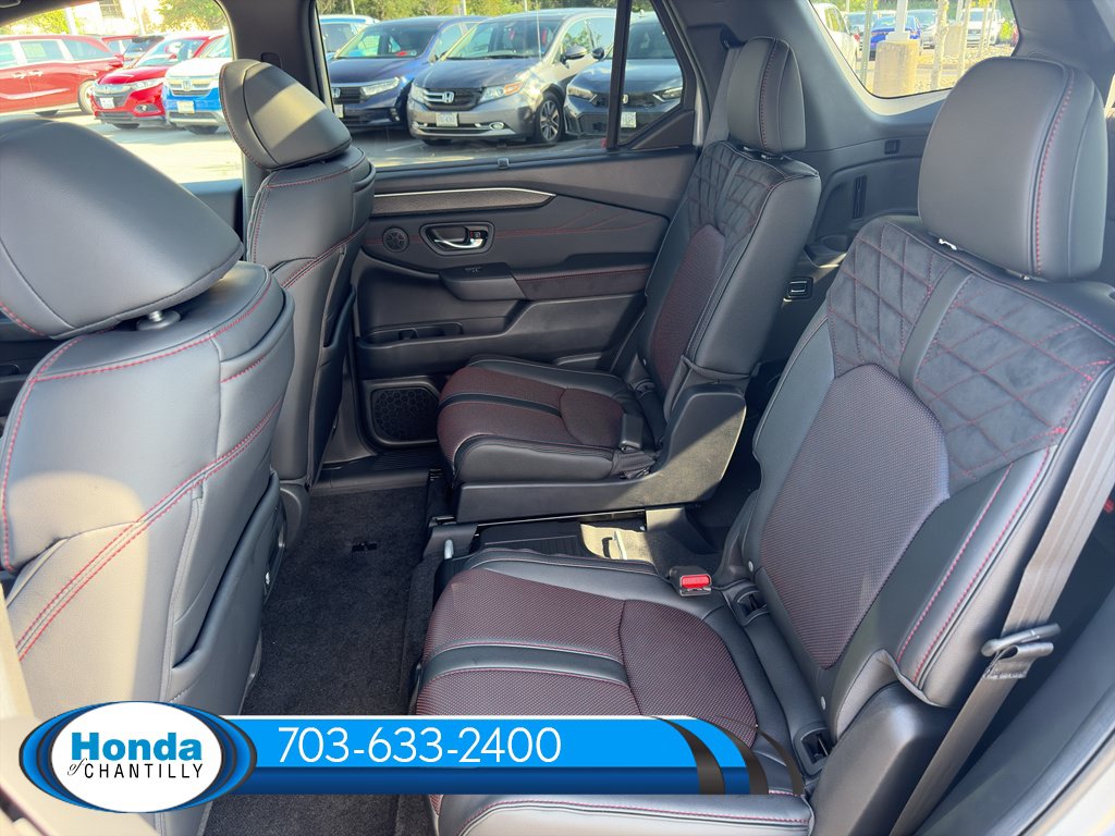 New 2026 Honda Pilot Black Edition image 28