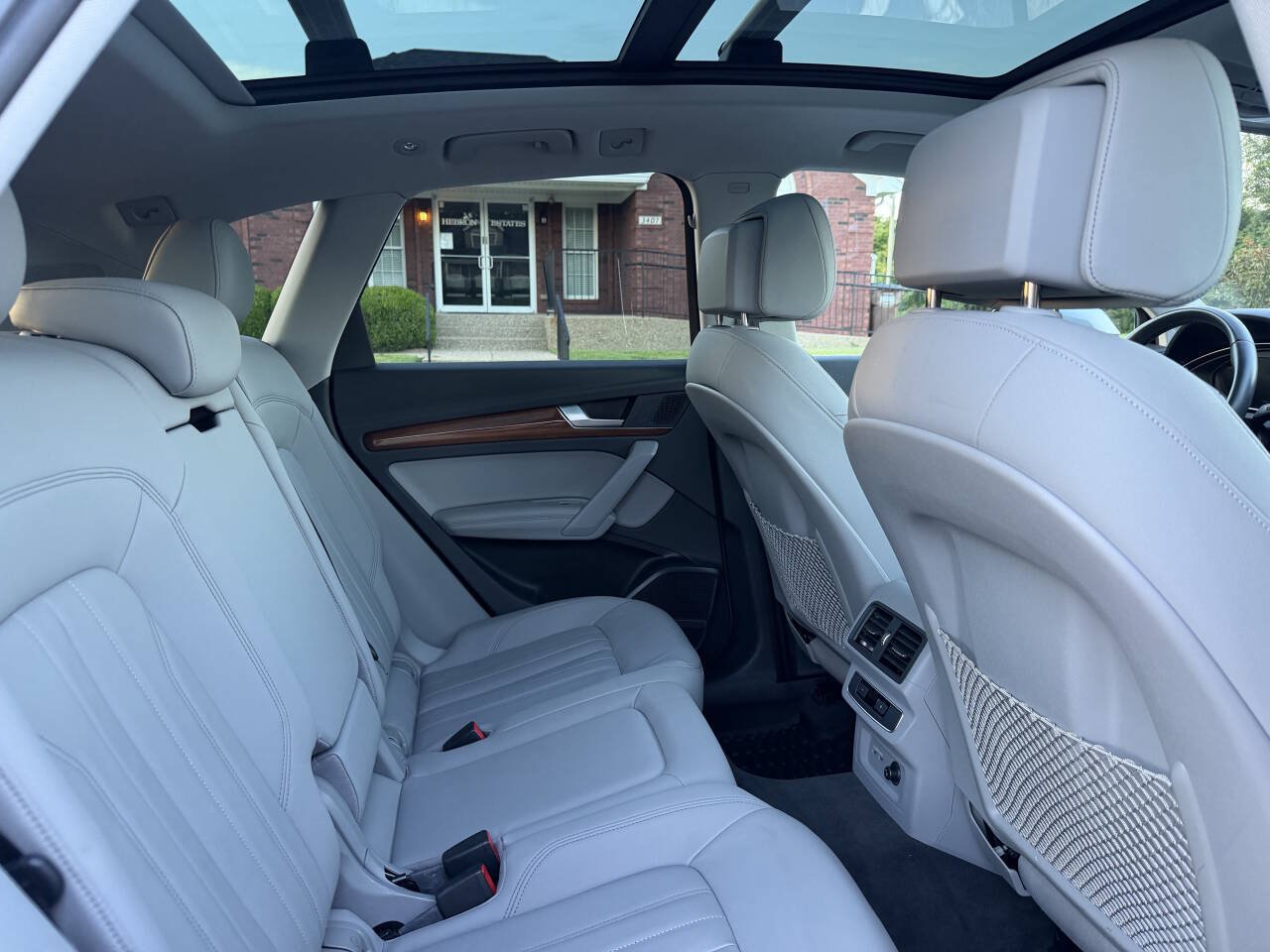 Used 2022 Audi Q5 2.0T Premium Plus AWD/4WD image 27