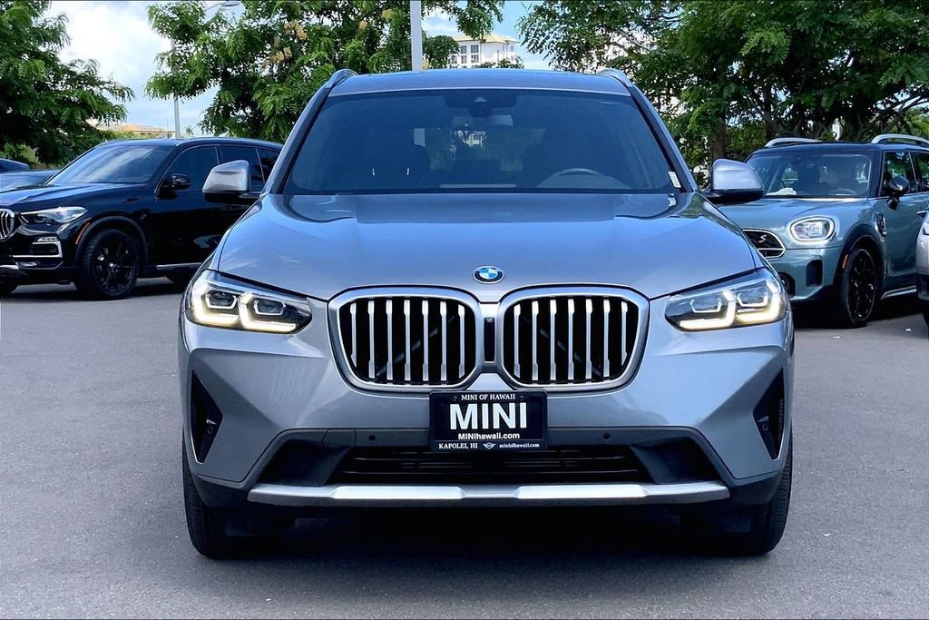 Used 2024 BMW X3 sDrive30i w/ Convenience Package RWD image 3