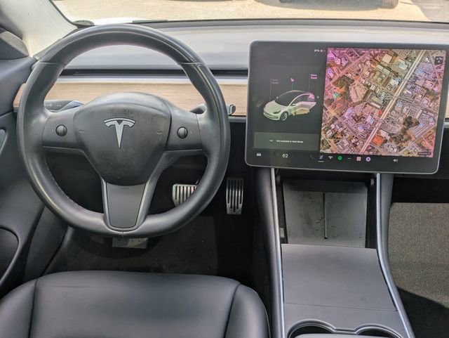 Used 2018 Tesla Model 3 Long Range AWD/4WD image 32
