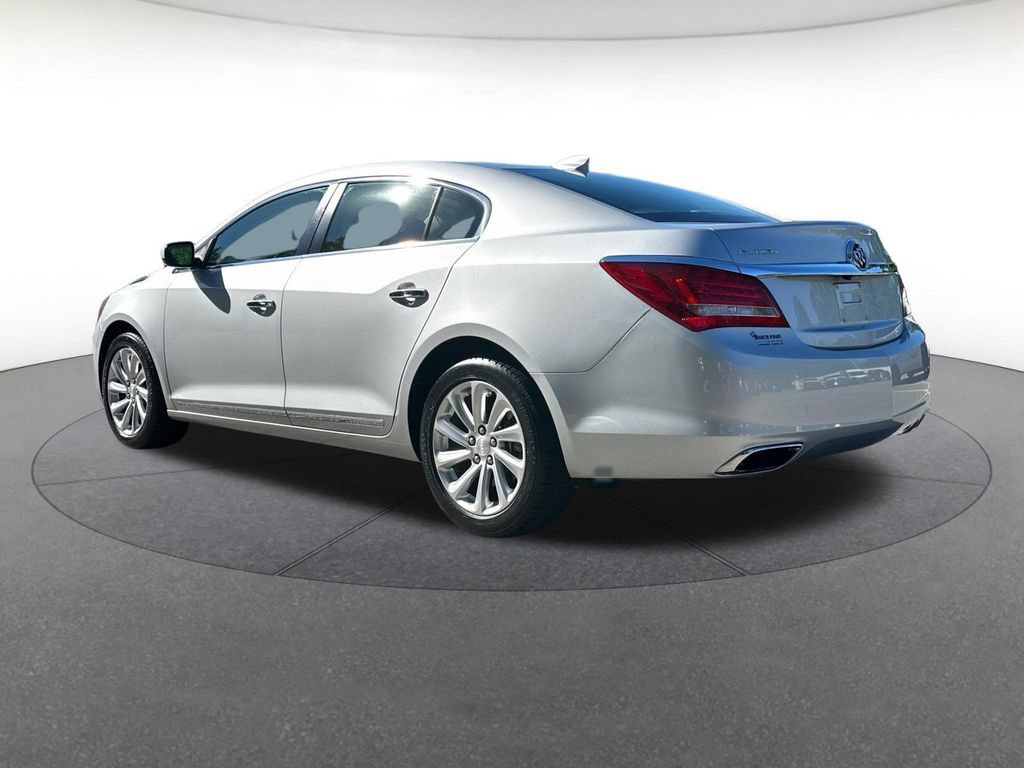 Used 2015 Buick LaCrosse FWD image 3