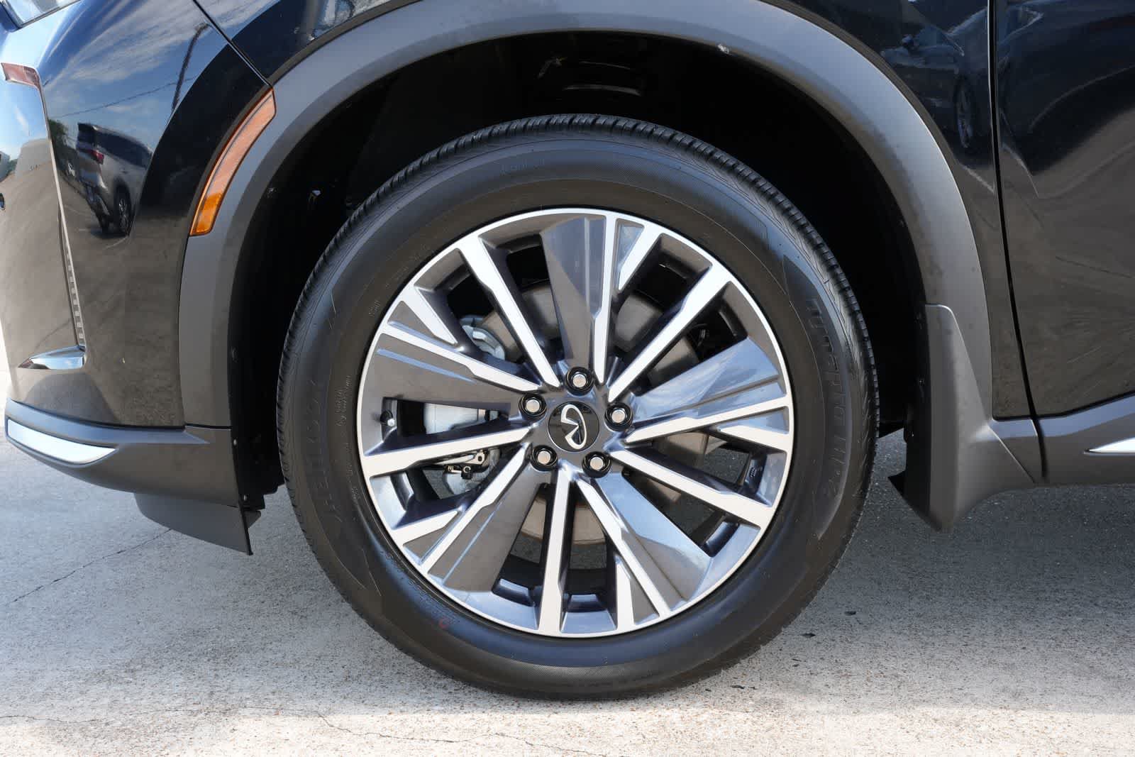 Certified 2026 INFINITI QX60 Luxe w/ Cargo Package FWD image 25