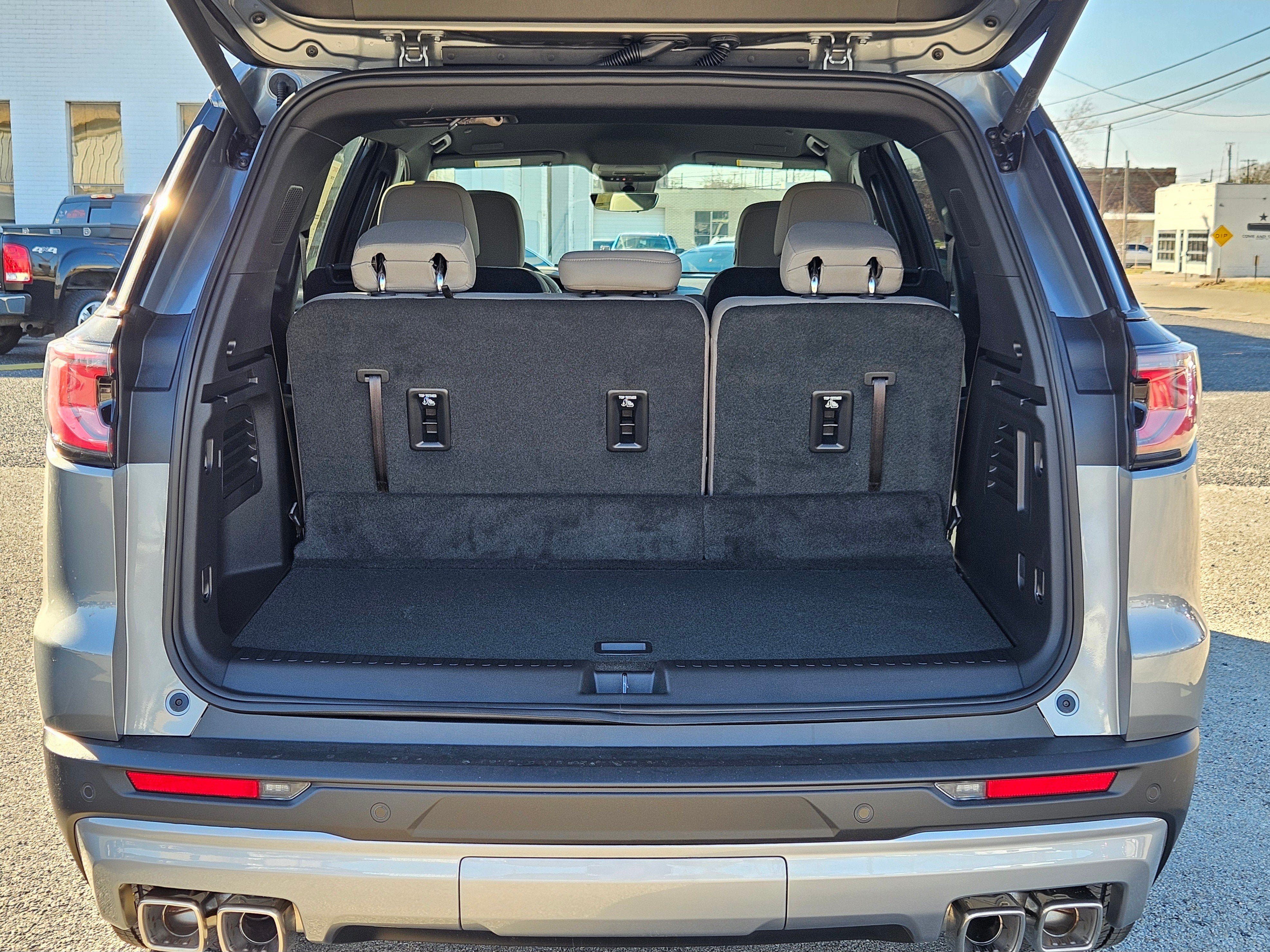 New 2026 GMC Acadia Elevation FWD image 5