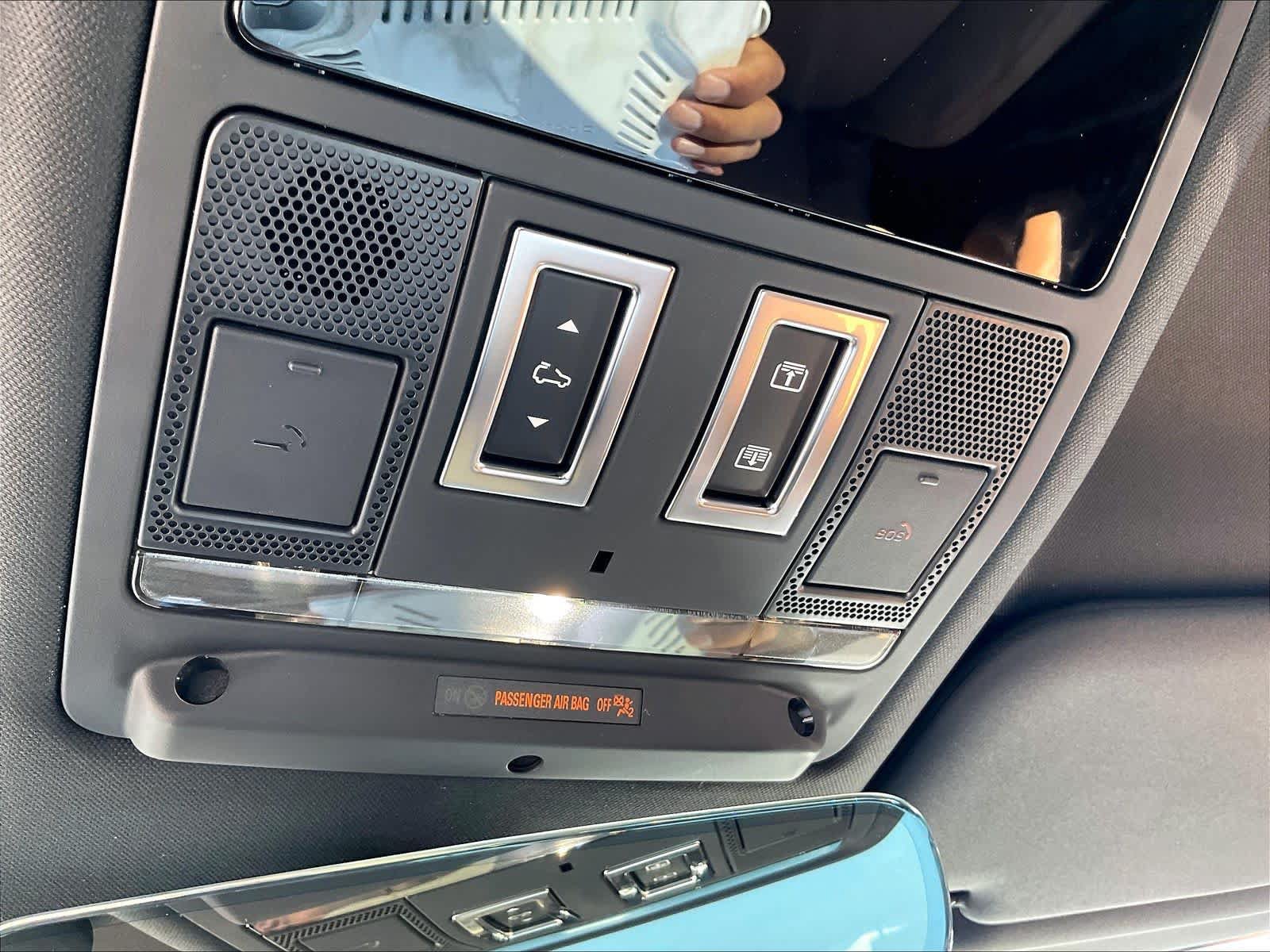 New 2026 Land Rover Defender 130 S AWD/4WD image 22