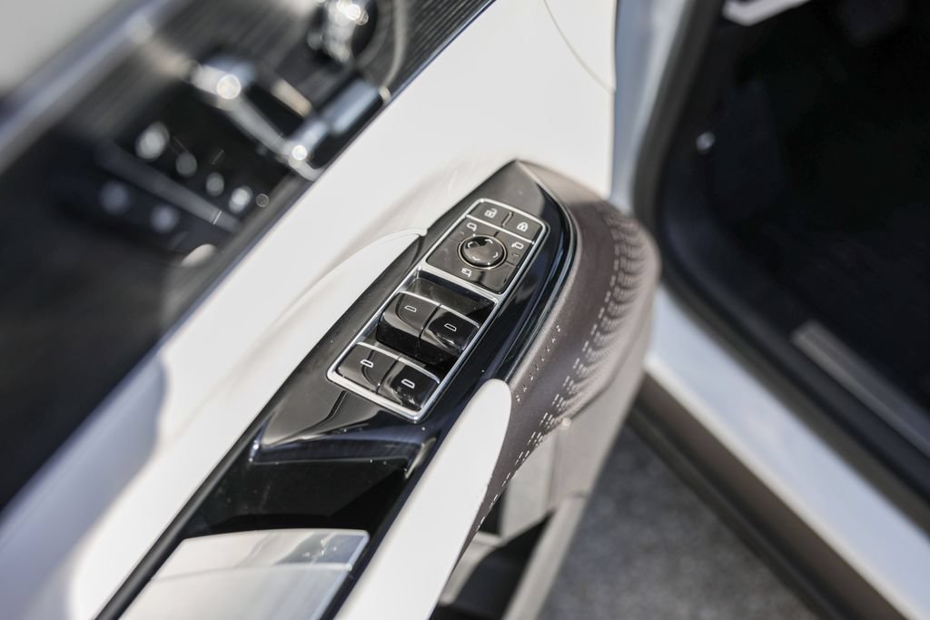 Certified 2026 Cadillac Lyriq Luxury w/ LPO, Floor Liner Package AWD/4WD image 20