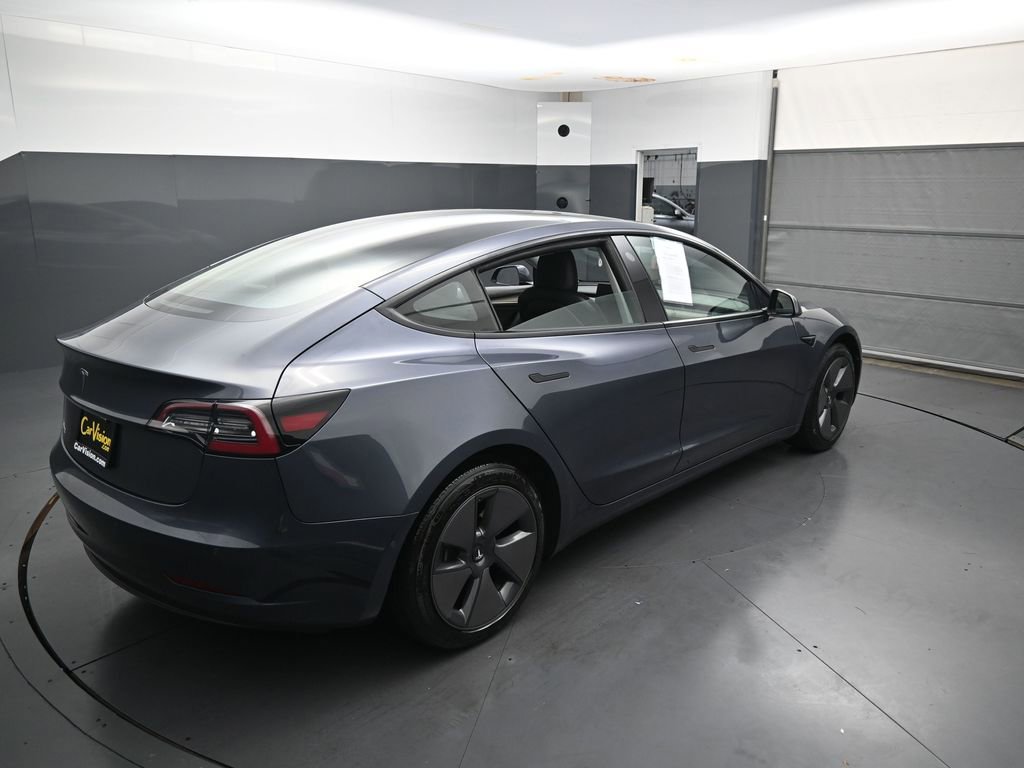 Used 2022 Tesla Model 3 Standard Range RWD image 10