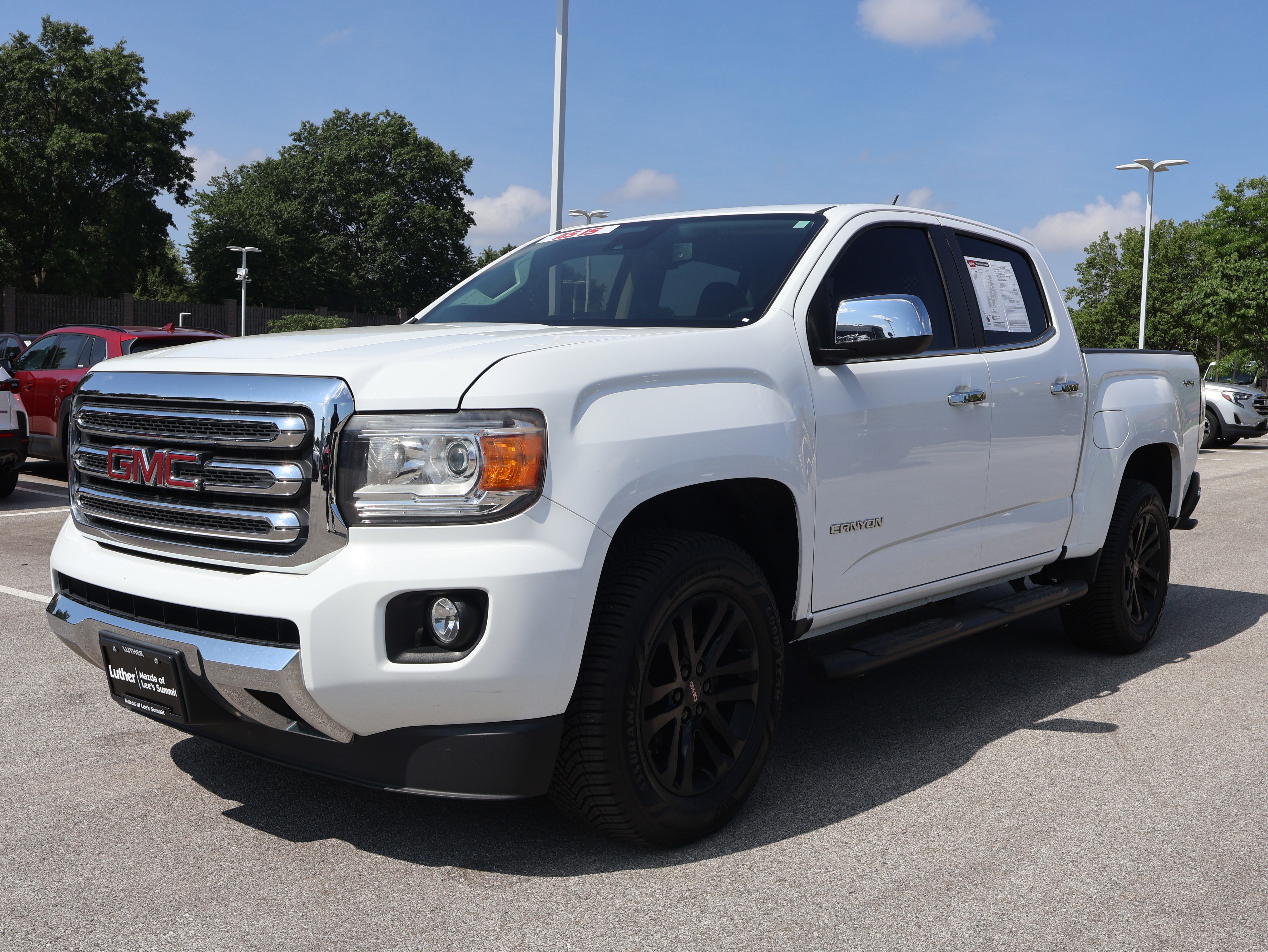 Used 2017 GMC Canyon SLT w/ Driver Alert Package AWD/4WD image 3