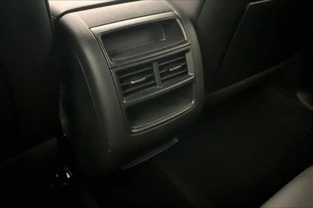 Used 2021 Cadillac XT5 Premium Luxury image 31