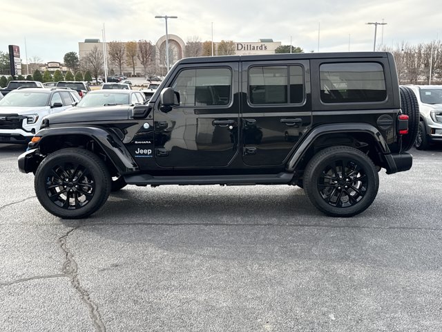 Used 2023 Jeep Wrangler Unlimited Sahara image 11