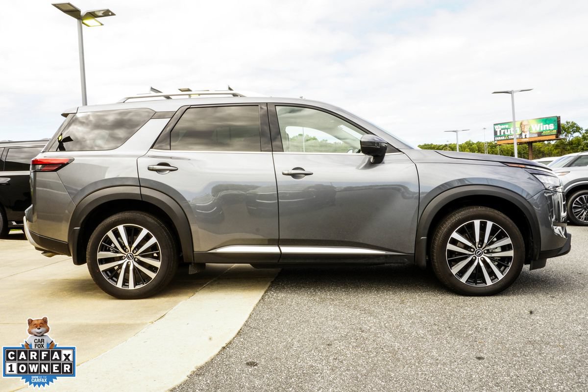 Used 2025 Nissan Pathfinder Platinum w/ Cargo Package FWD image 7