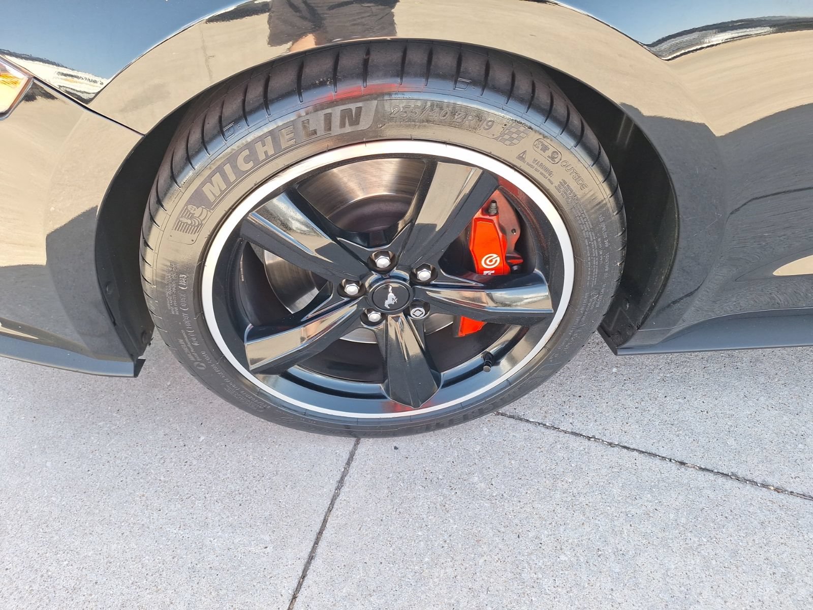 Used 2019 Ford Mustang Bullitt w/ Bullitt Electronics Package RWD image 11