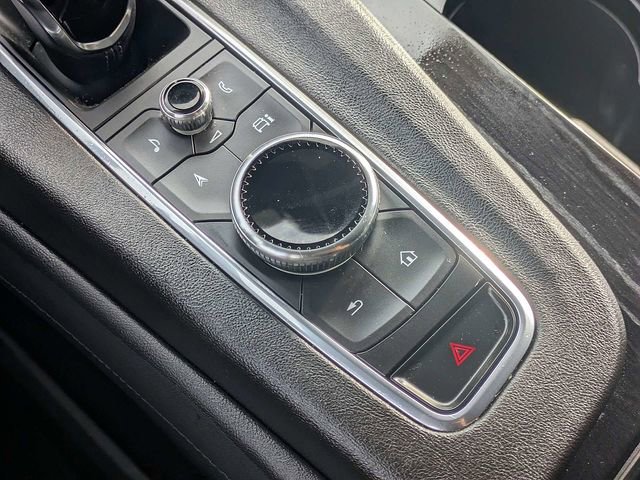 Used 2021 Cadillac Escalade Sport w/ Driver Assist Tech Package image 25