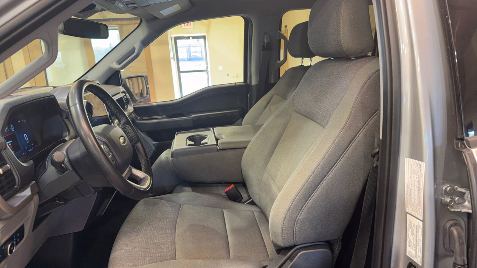 Used 2024 Ford F150 XLT image 28