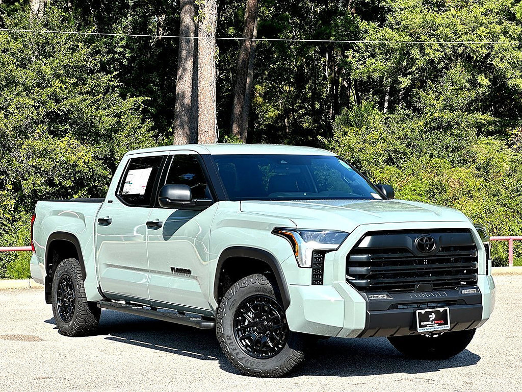 New 2026 Toyota Tundra SR5