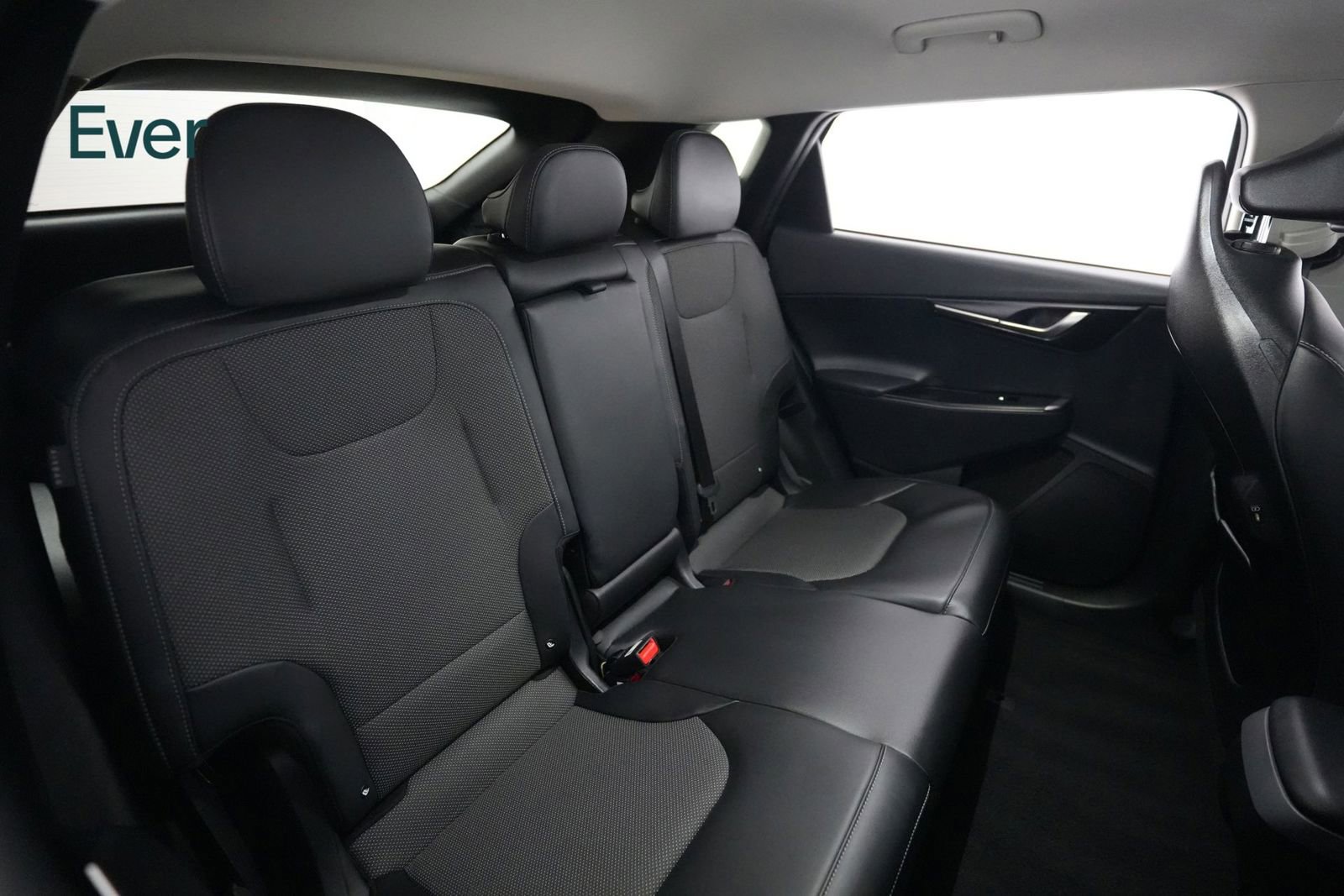 Used 2025 Kia EV6 Light RWD image 5