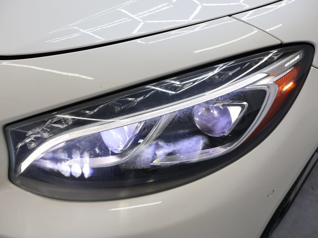 Used 2017 Mercedes-Benz S 550 Cabriolet image 32