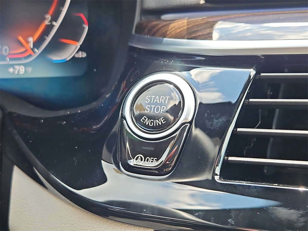 Used 2022 BMW 530i xDrive w/ Premium Package image 28