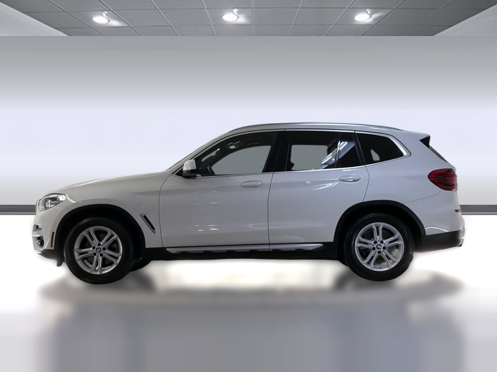 Used 2021 BMW X3 sDrive30i RWD image 2