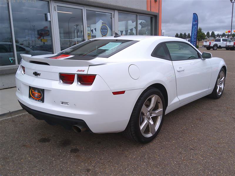 Used 2011 Chevrolet Camaro SS w/ RS Package RWD image 3