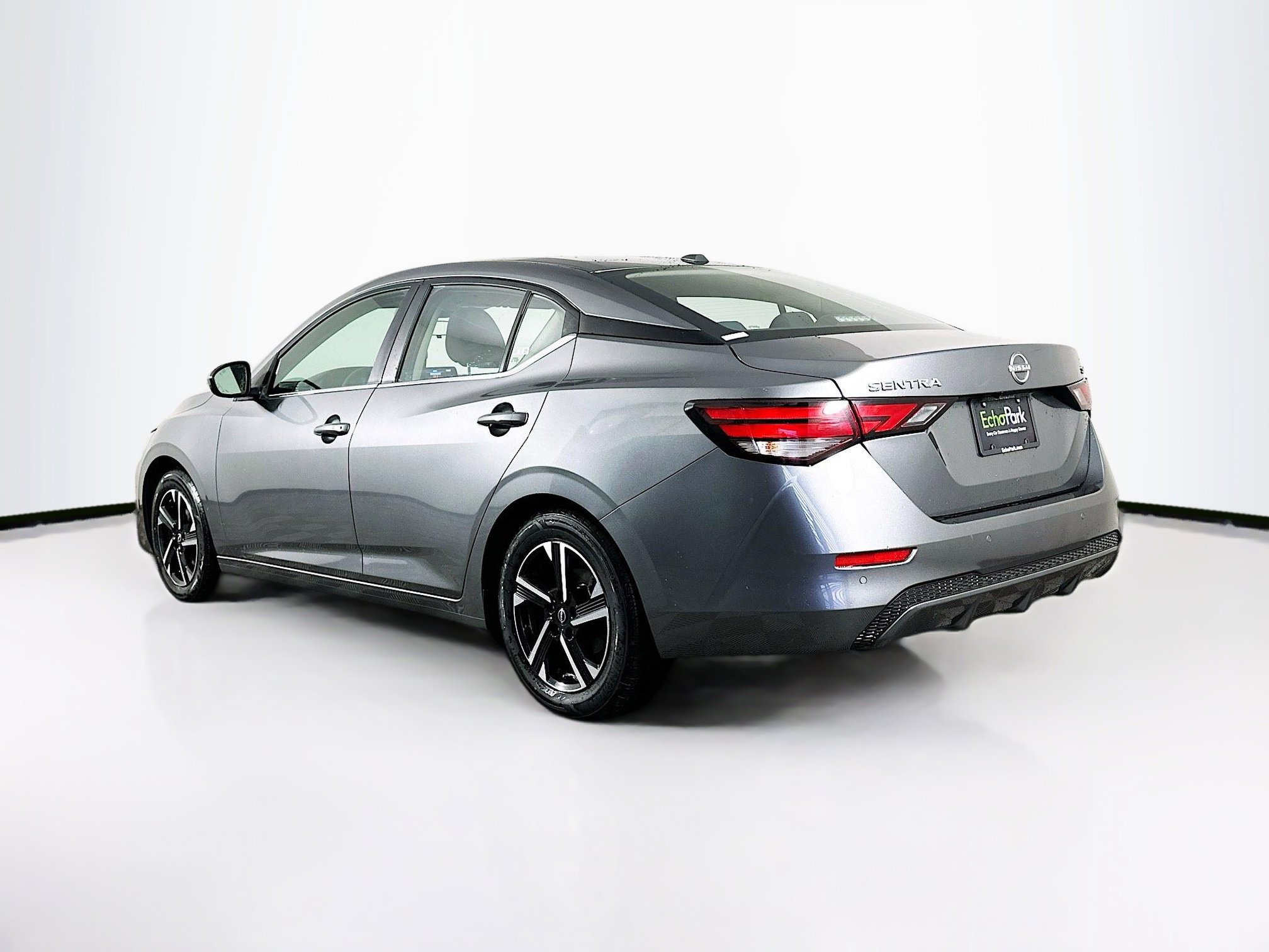 Used 2024 Nissan Sentra SV image 5