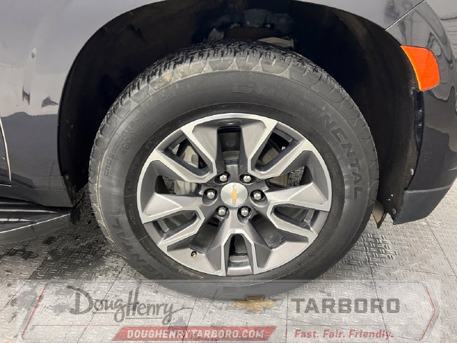 Used 2024 Chevrolet Tahoe LT w/ Luxury Package RWD image 19