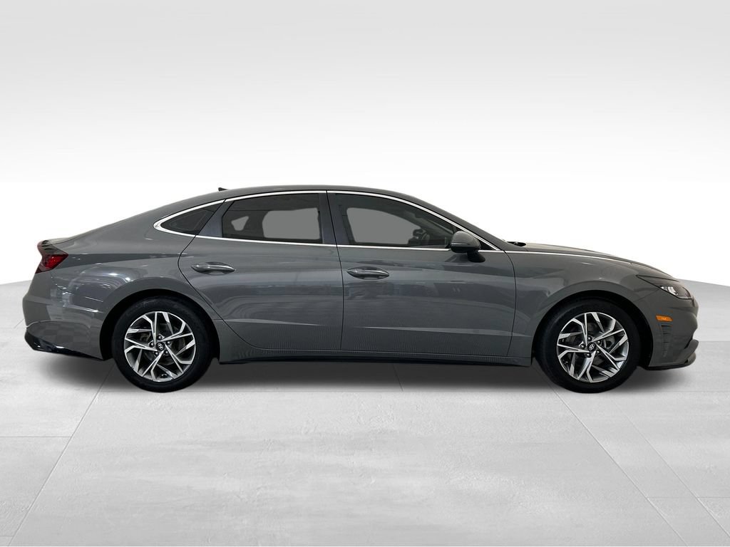Used 2022 Hyundai Sonata SEL w/ Convenience Package FWD image 7