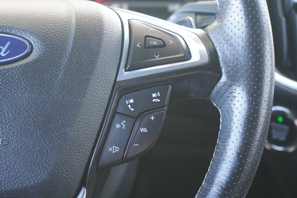 Used 2019 Ford Edge ST w/ Equipment Group 401A AWD/4WD image 17