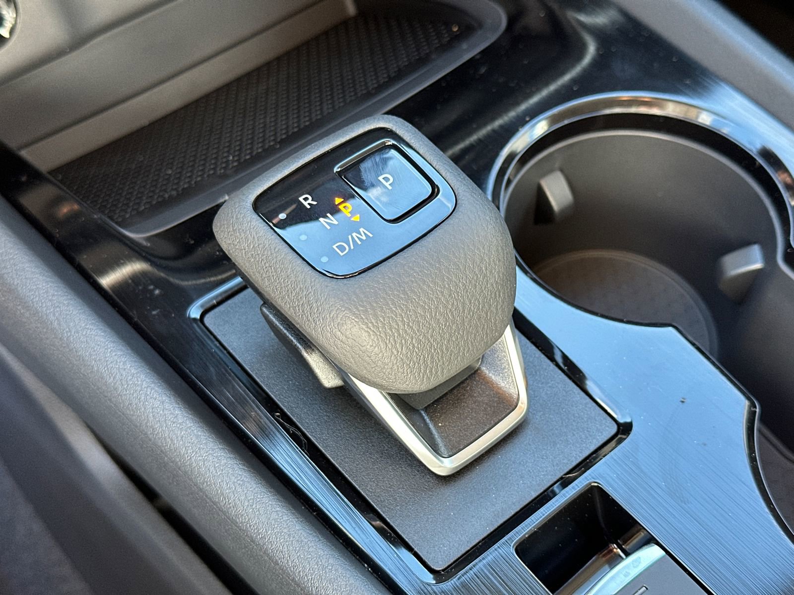 New 2026 Nissan Rogue SV image 32