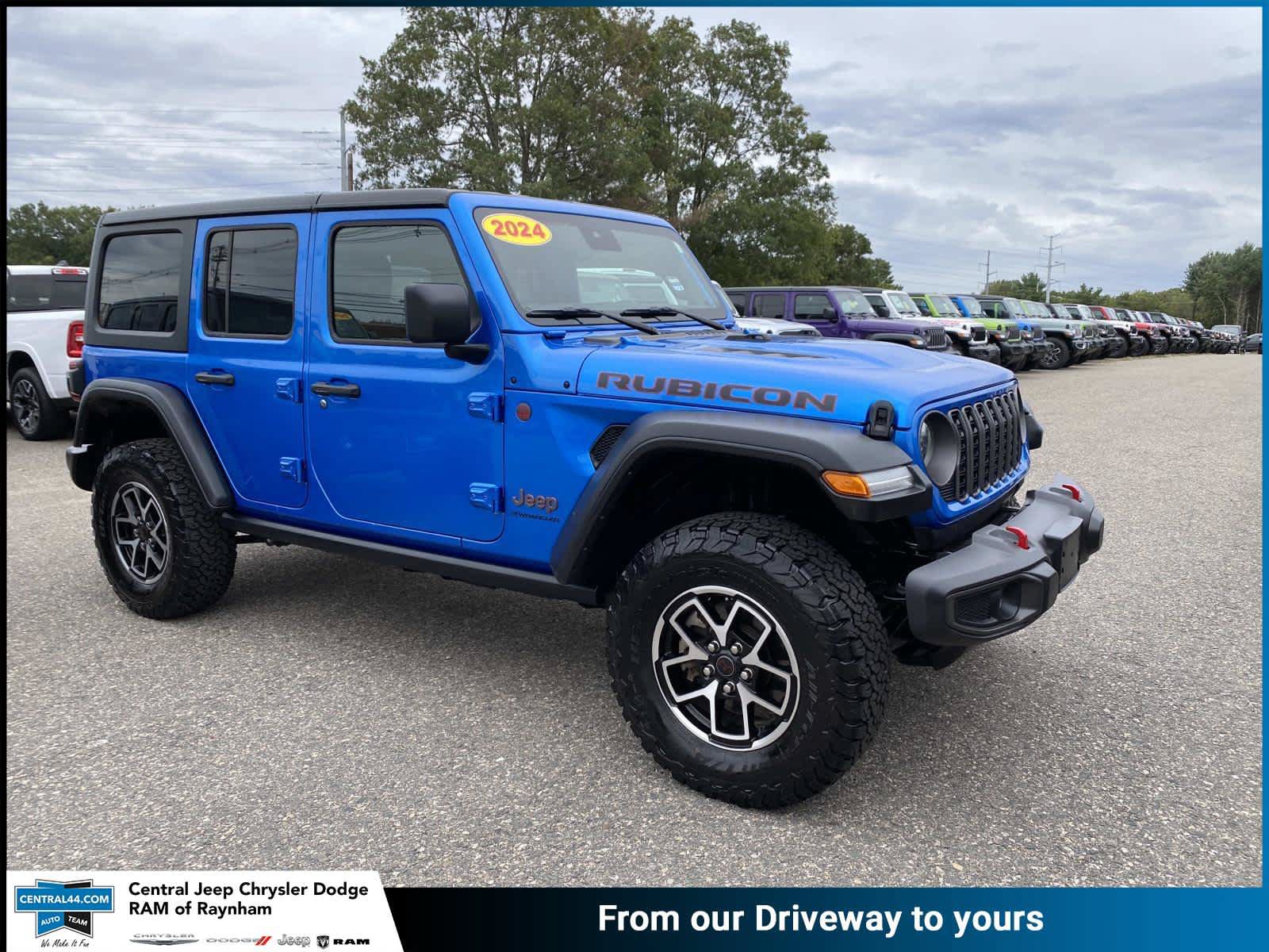 Used 2024 Jeep Wrangler Unlimited Rubicon w/ Convenience Group