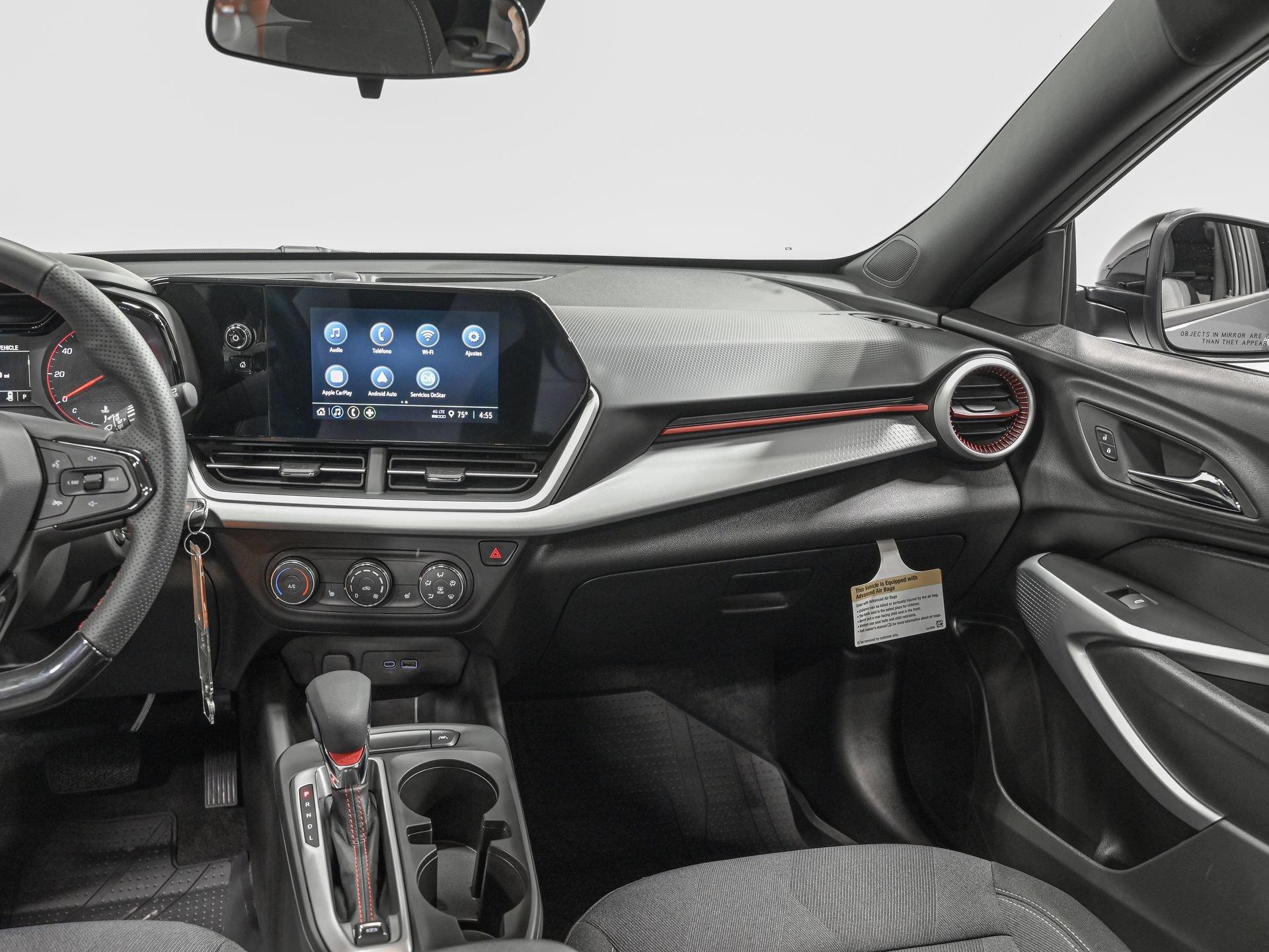 Used 2025 Chevrolet Trax RS FWD image 28