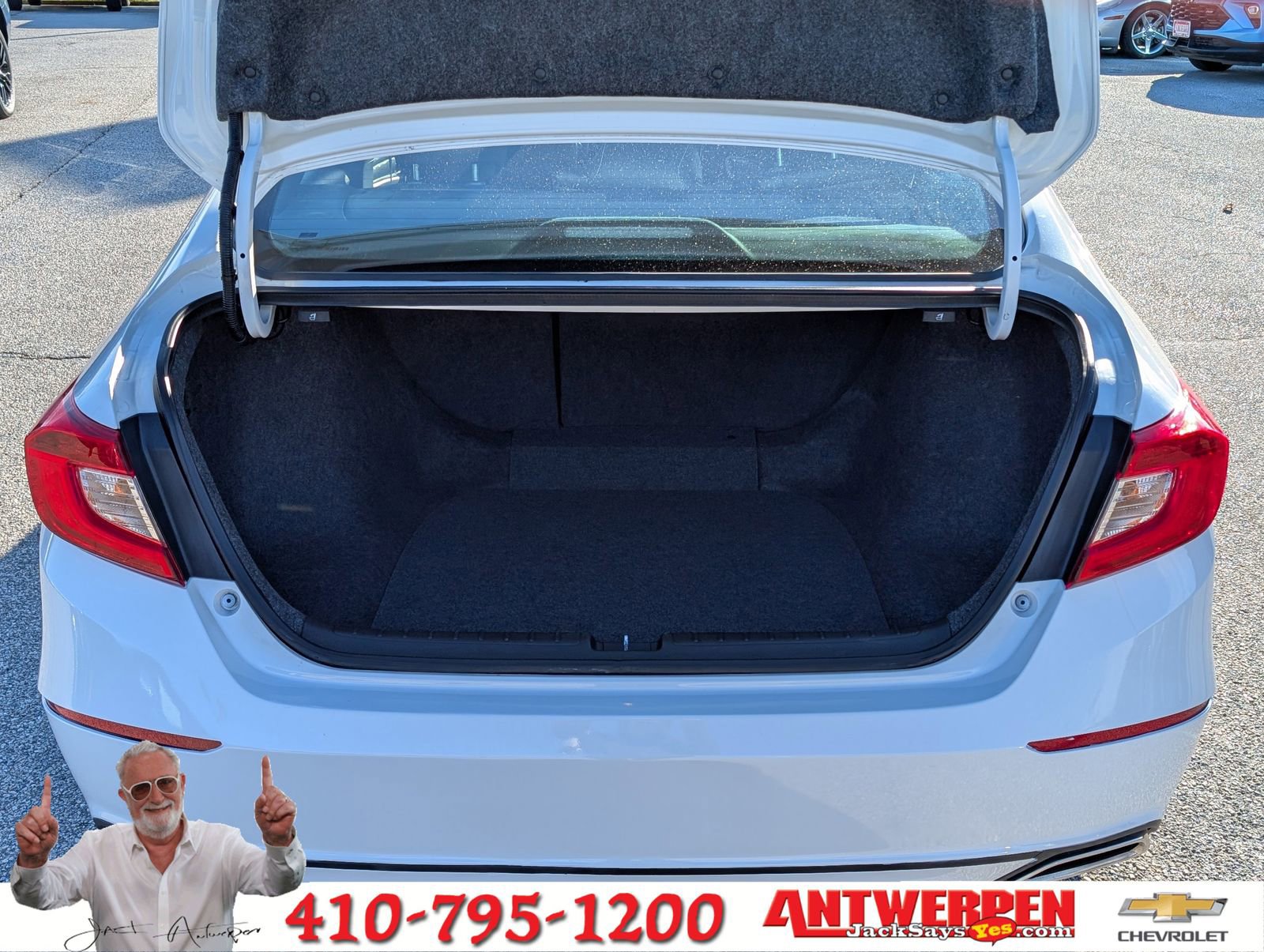 Used 2020 Honda Accord Sport image 14